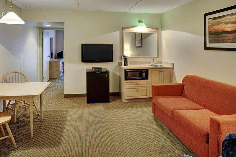 Thompson'S Best Value Inn & Suites 외부 사진