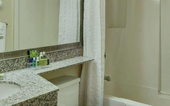 Thompson'S Best Value Inn & Suites 외부 사진